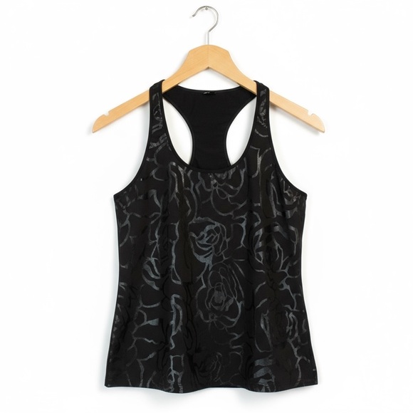 Tops - 🛍️ 3/$10 🛍️Black Floral DriFit Tank